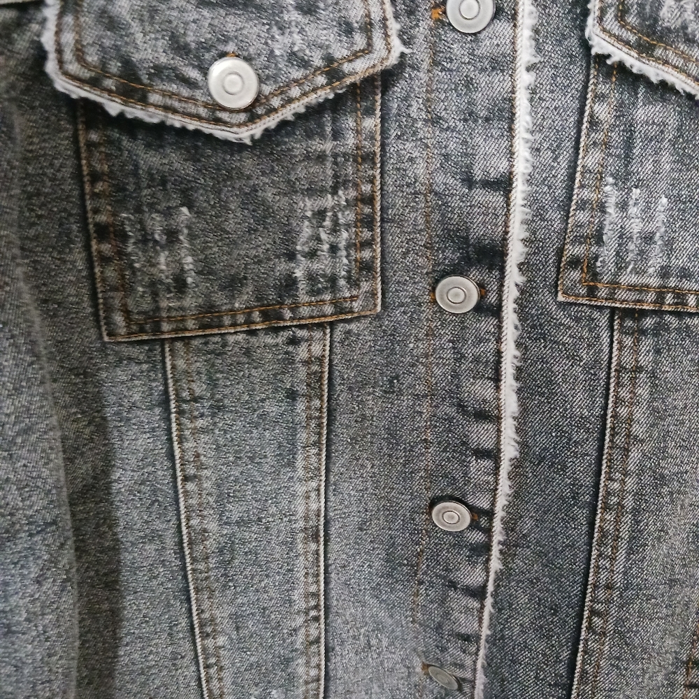 Women's L O V E R I C H E Insulated Button-Up Den… - image 5